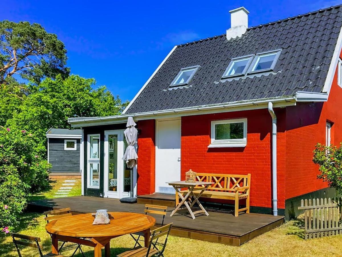 Holiday Home Anemette Neksø エクステリア 写真