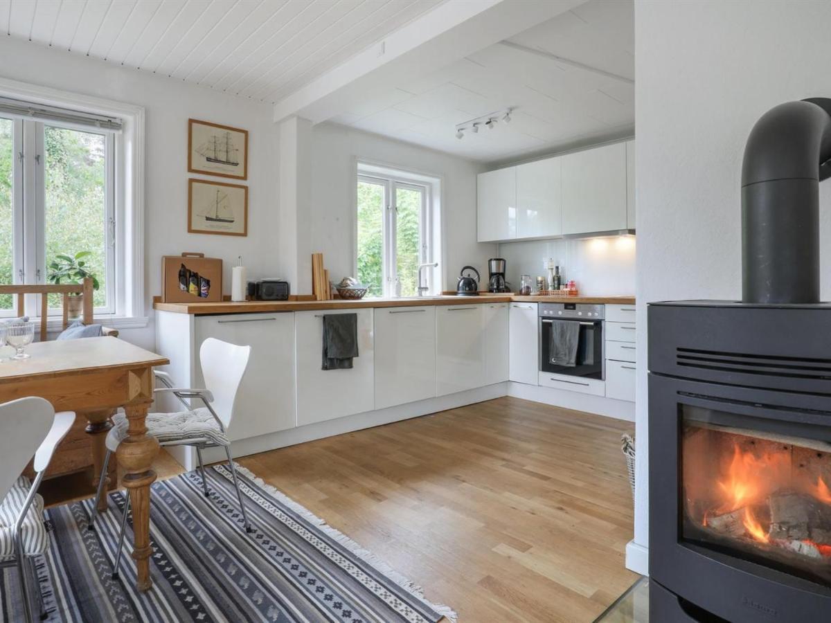 Holiday Home Anemette Neksø エクステリア 写真