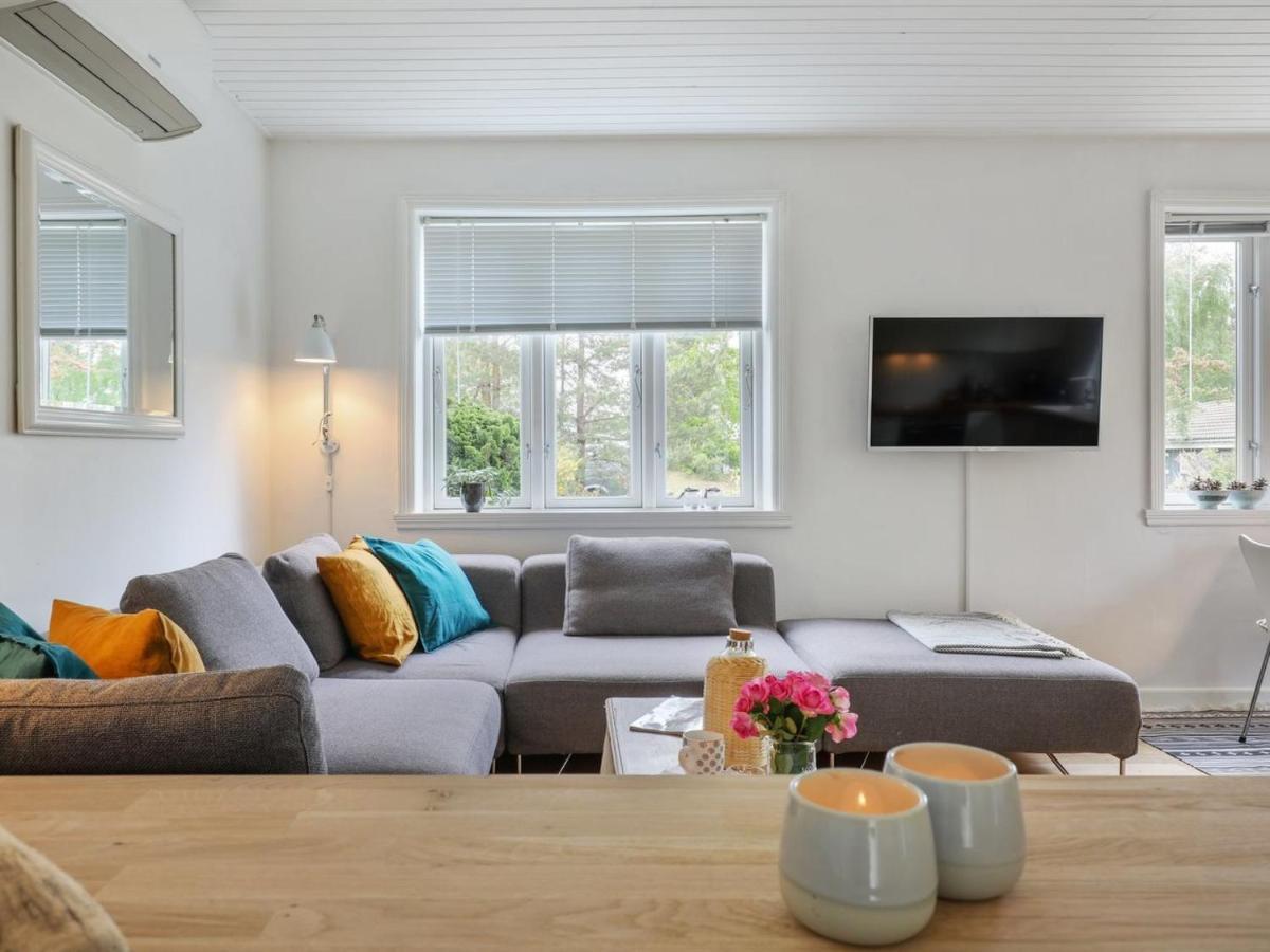 Holiday Home Anemette Neksø エクステリア 写真