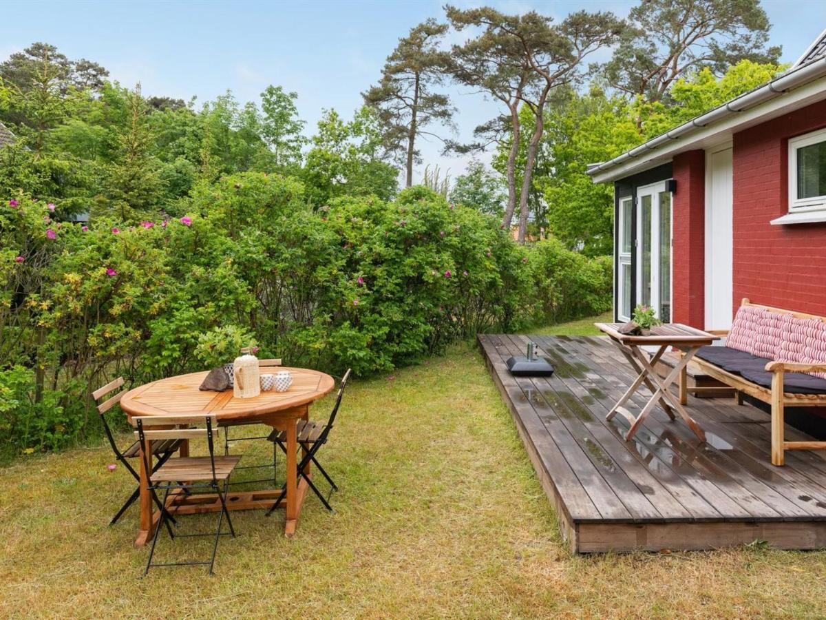 Holiday Home Anemette Neksø エクステリア 写真